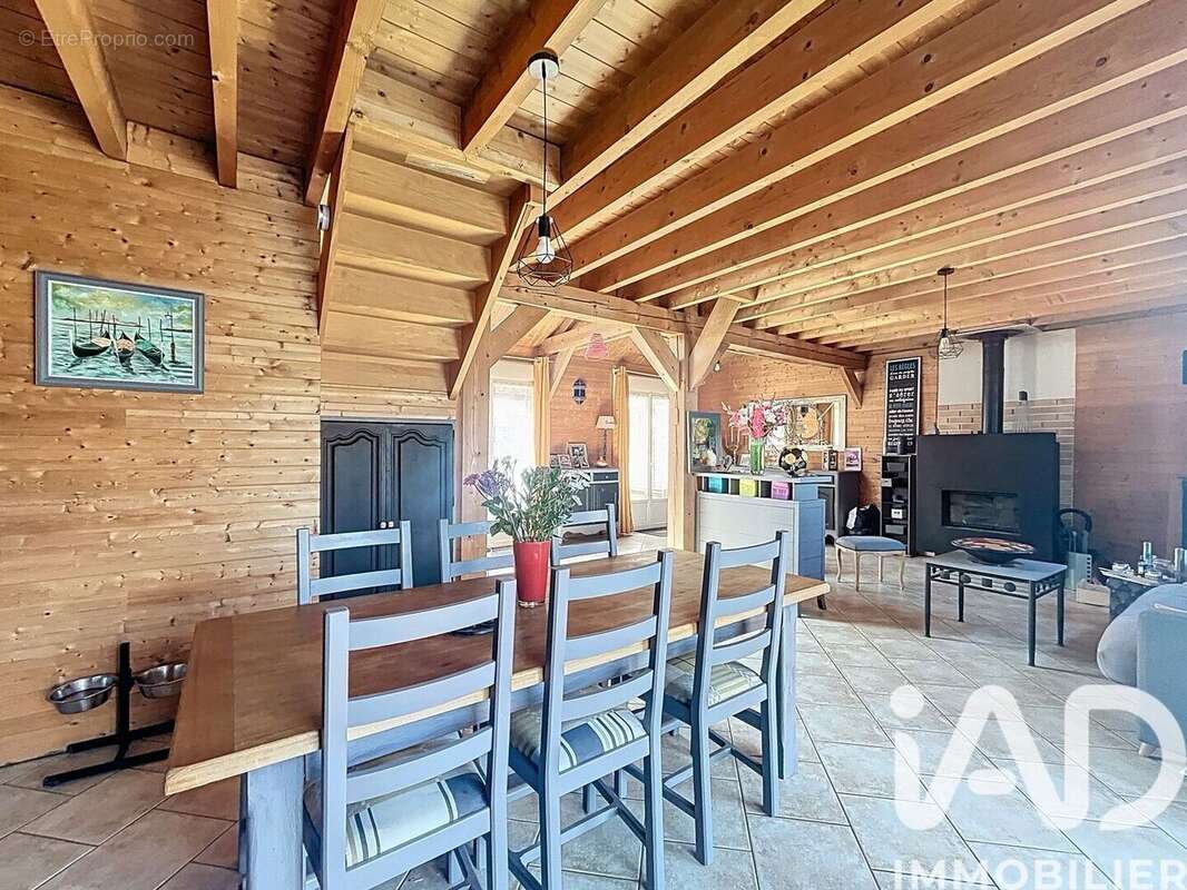 Photo 2 - Maison à MINIAC-MORVAN