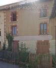 Appartement à SAINT-BUEIL