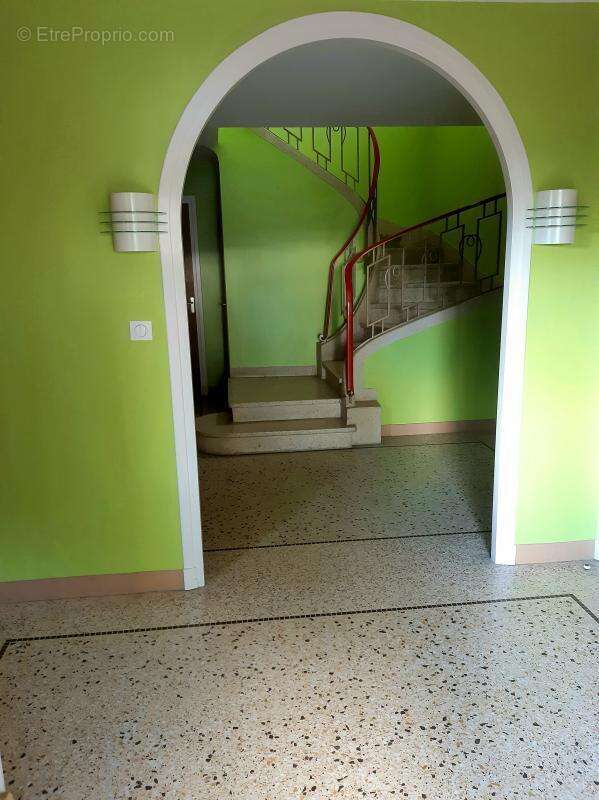 Maison à PUY-GUILLAUME