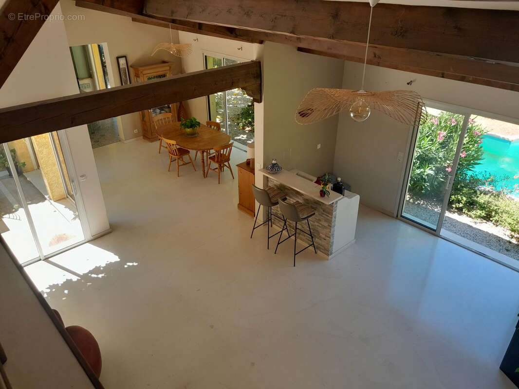 Villa t6 avec piscine et jardin - photo 19