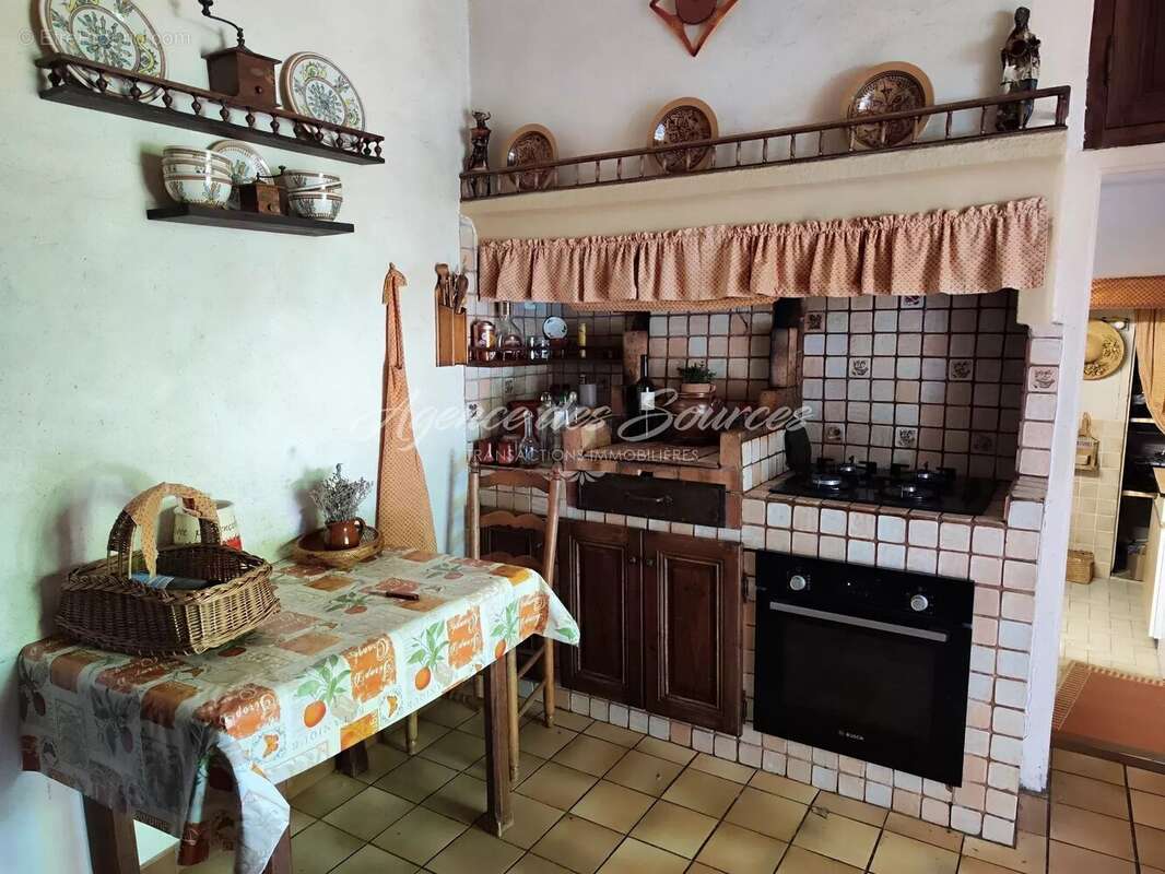 Maison de village avec piscine, garages, remise à Varages - photo 17