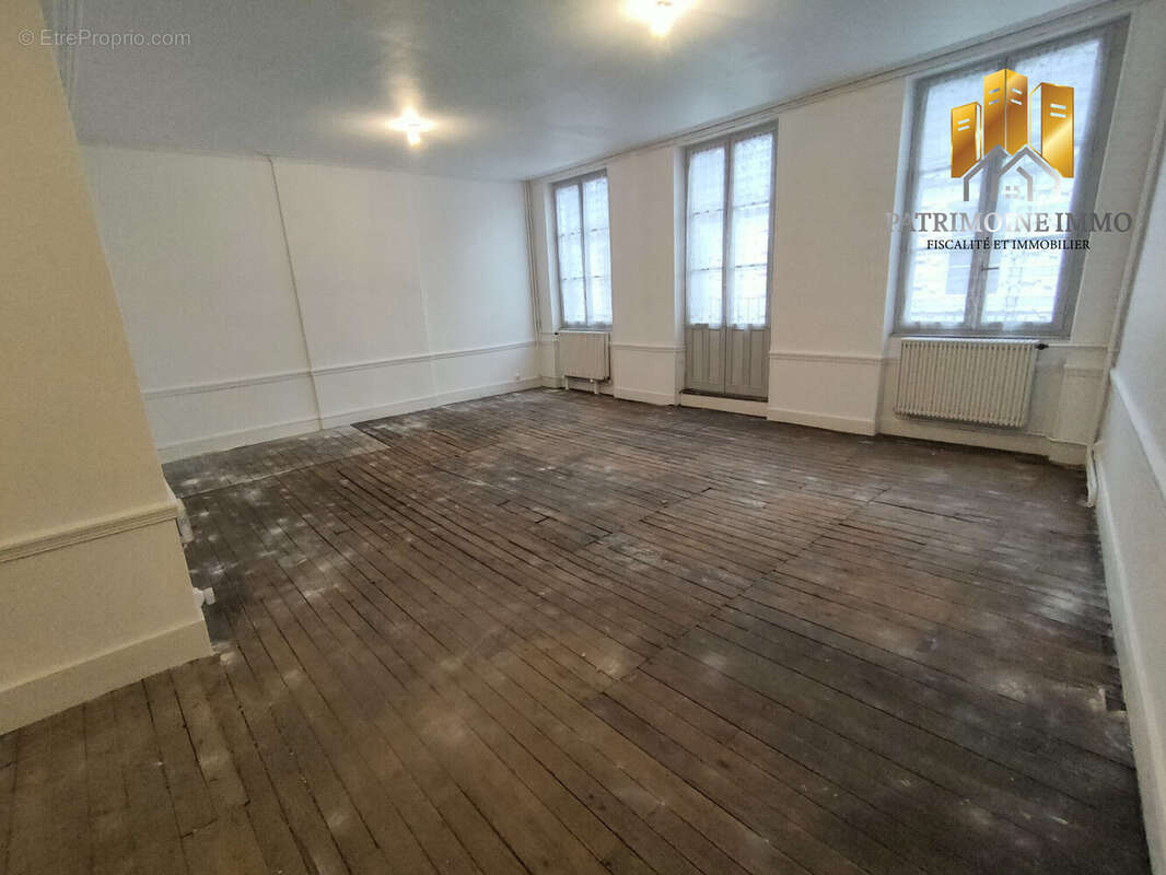 Autre à LE GRAND-LUCE