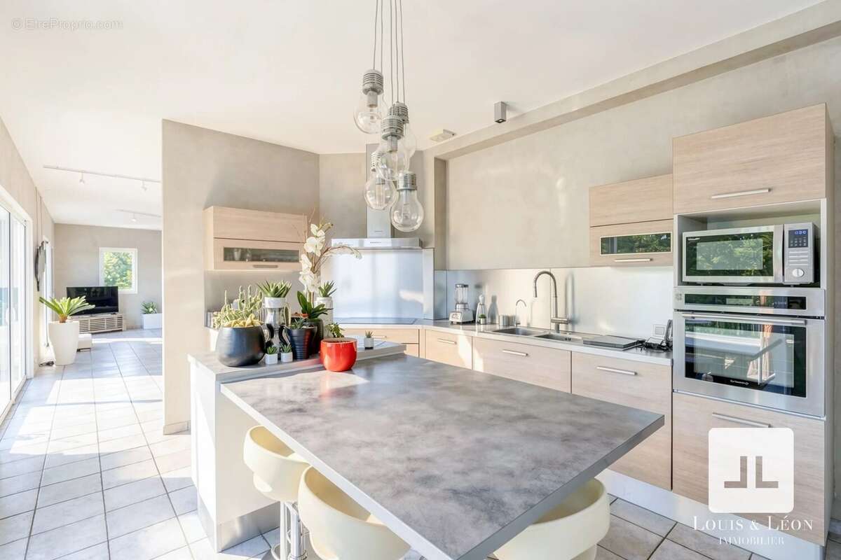 Maison à SAINT-DIDIER-AU-MONT-D'OR