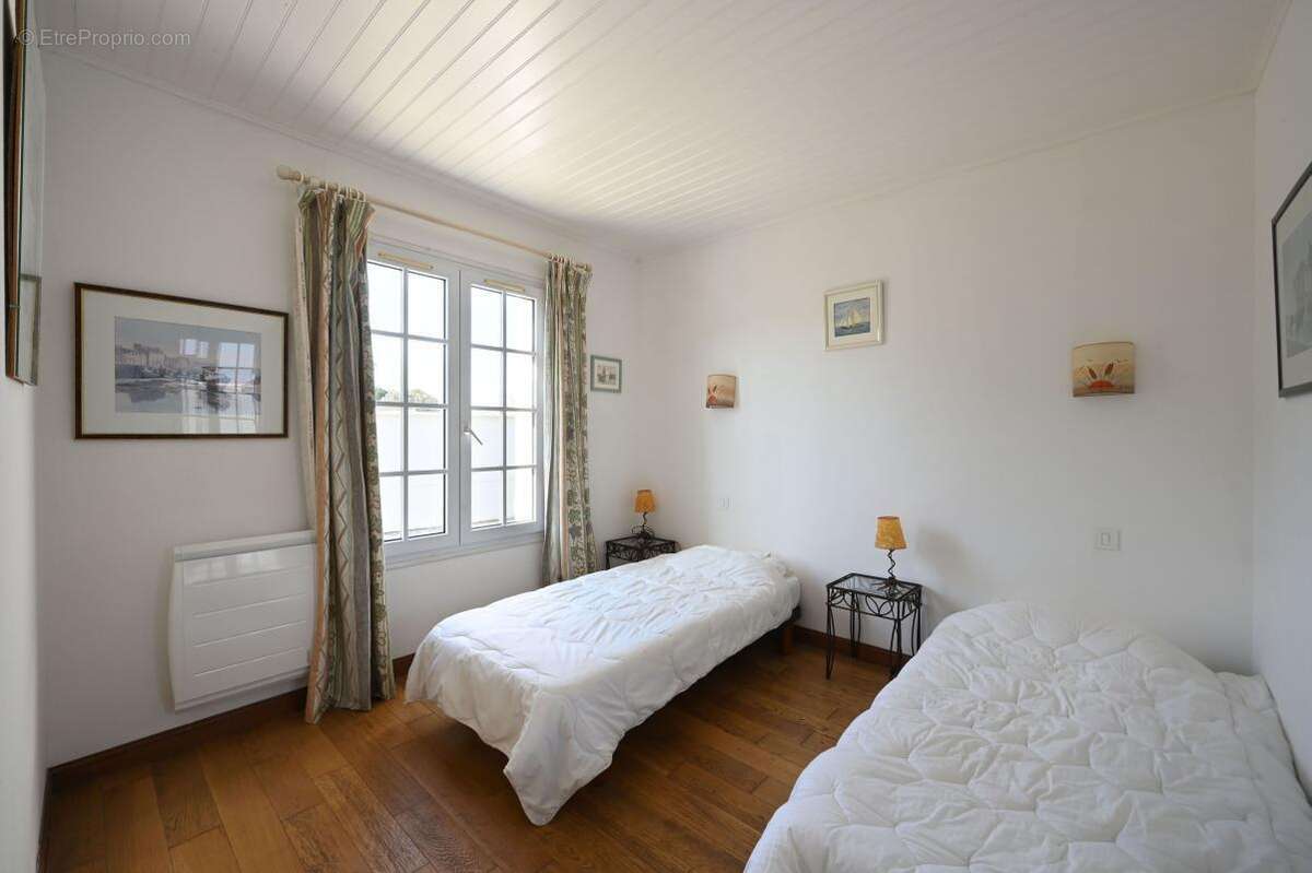 Maison à LA COUARDE-SUR-MER