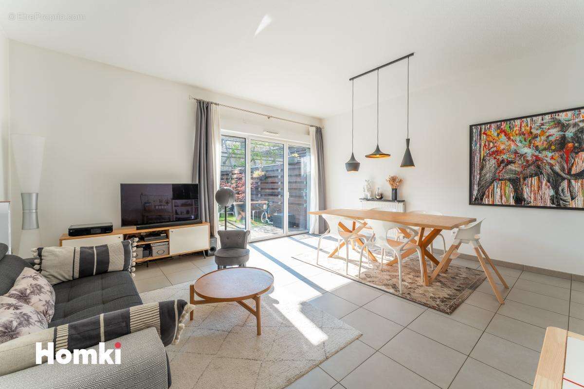 Appartement à BORDEAUX