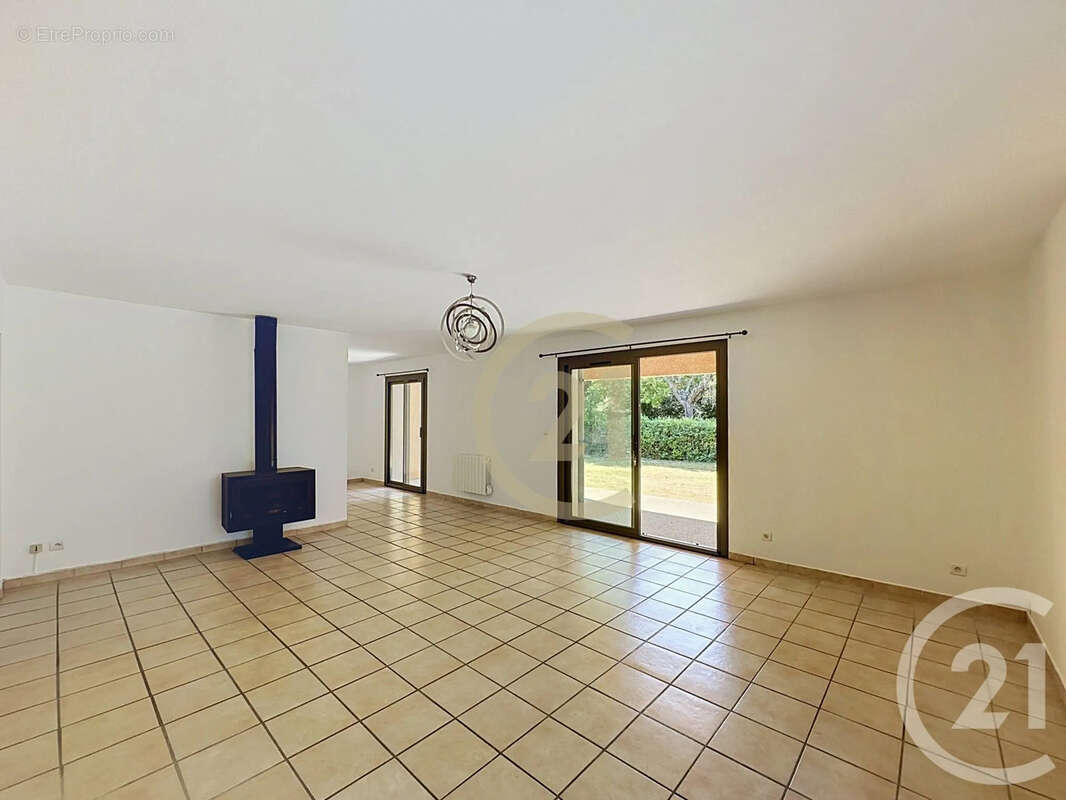 Maison 152 m² à Aramon  - photo 6