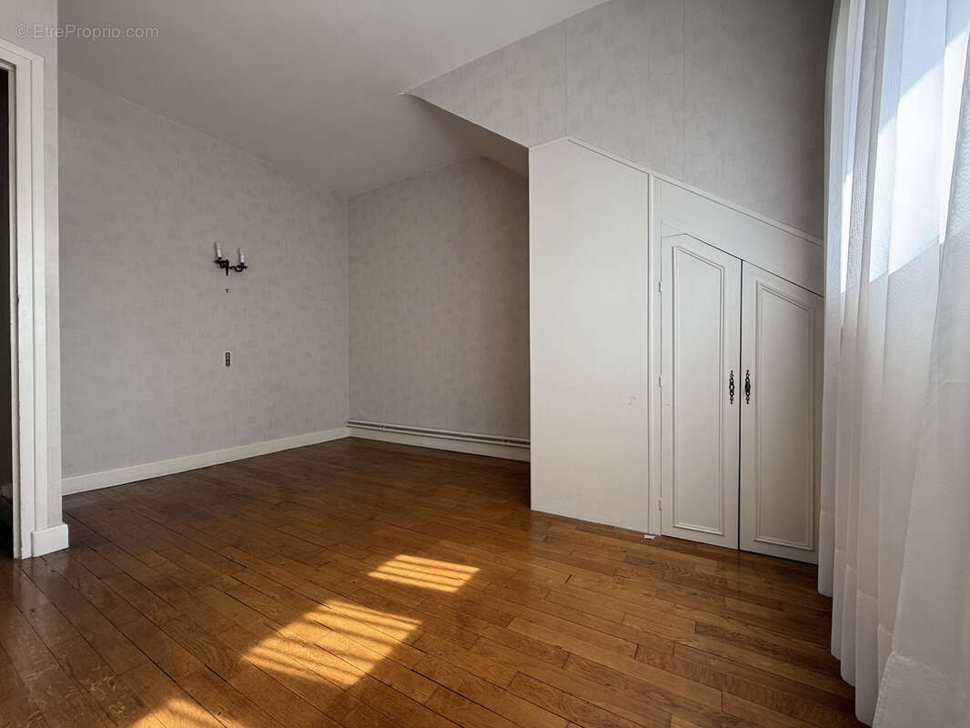 Maison à MAGNET
