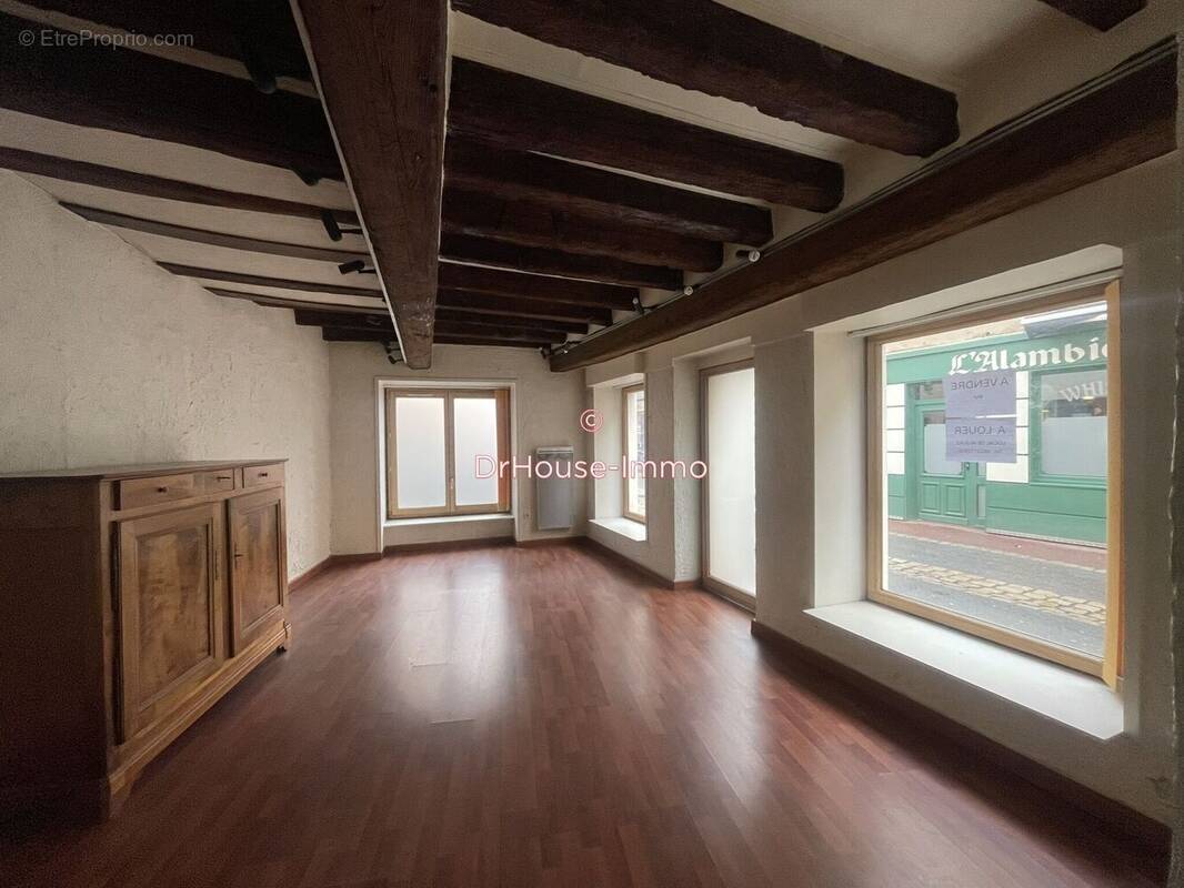 Commerce à MONTBRISON