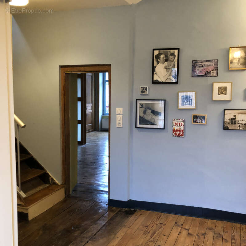 Maison à CHATEAUNEUF-LA-FORET