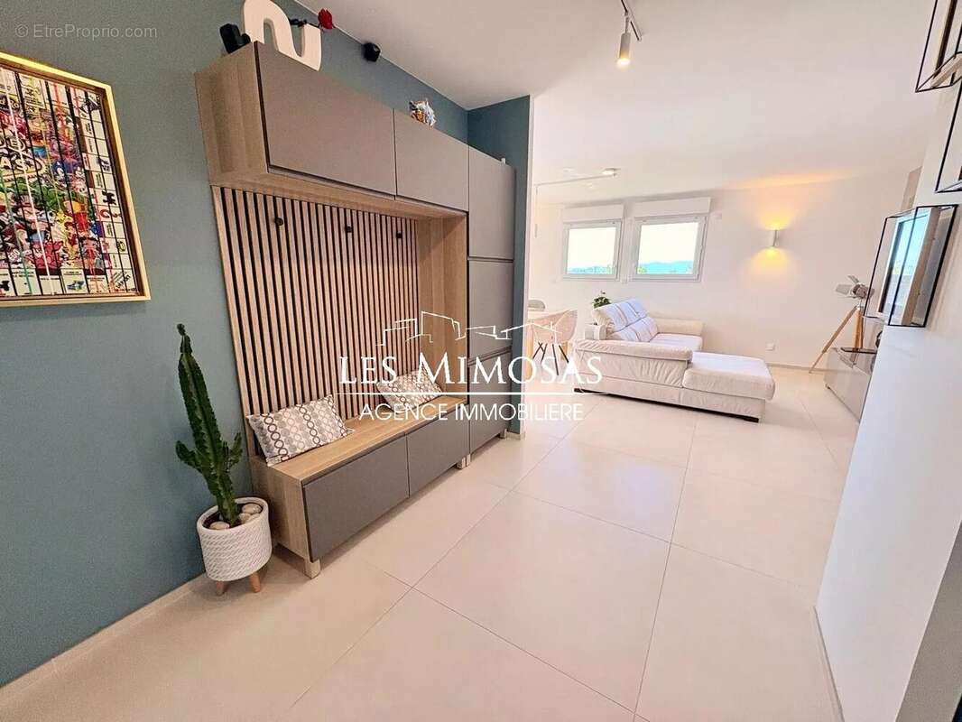 Appartement à FREJUS