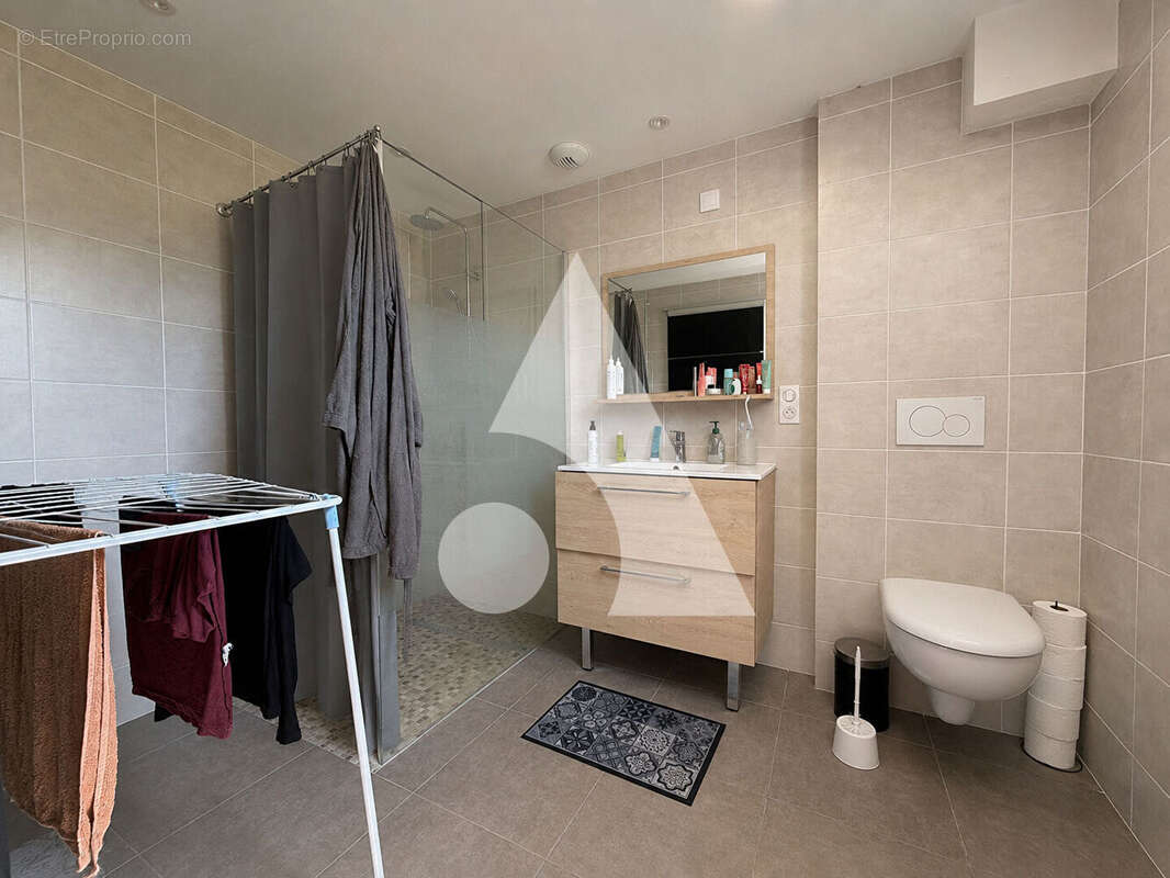 Appartement à VIVIERS-DU-LAC