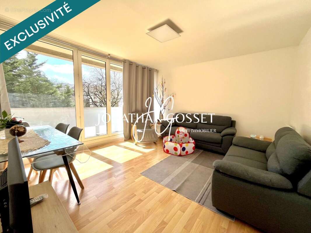 Photo 2 - Appartement à POISSY