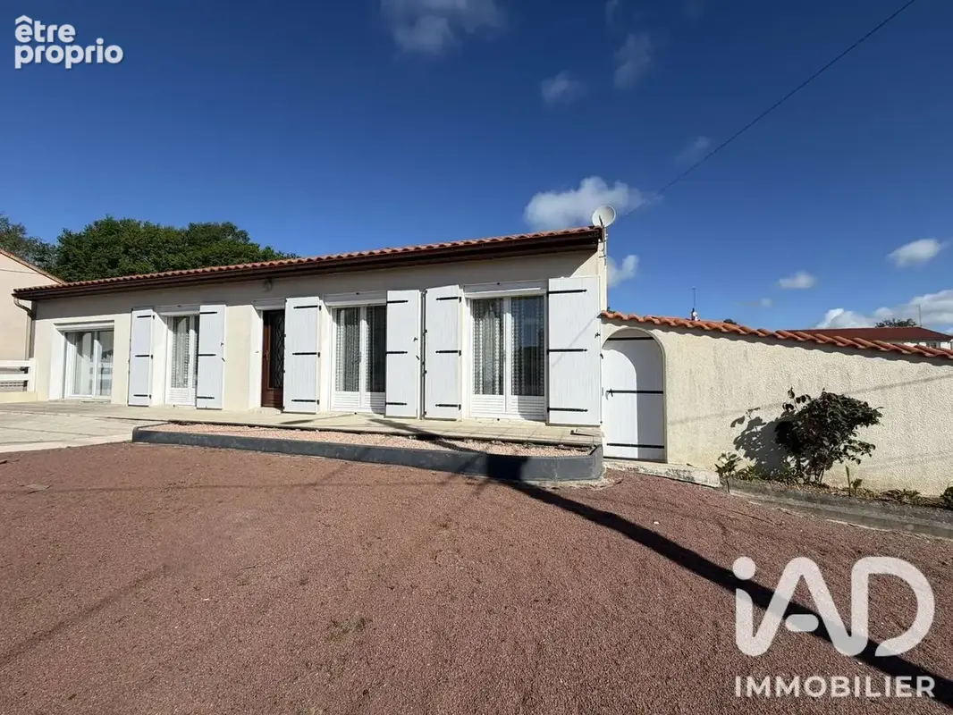 Photo 1 - Maison à CHATILLON-SUR-THOUET