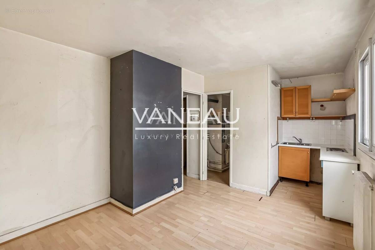 Appartement à PARIS-18E