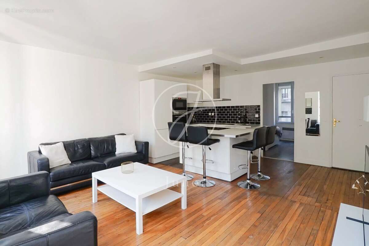 Appartement à PARIS-18E