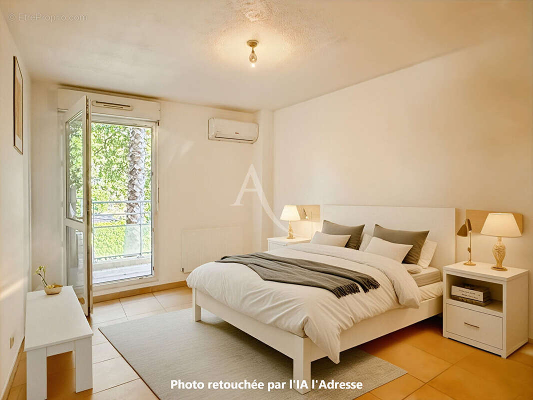 Appartement à MOUGINS