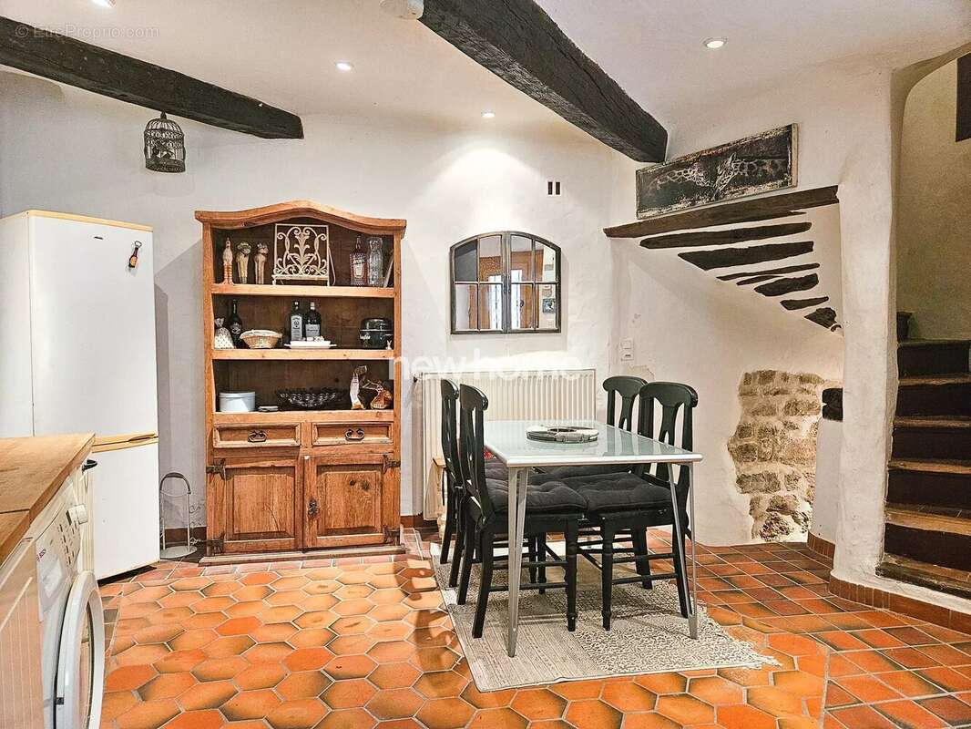 Maison à LORGUES