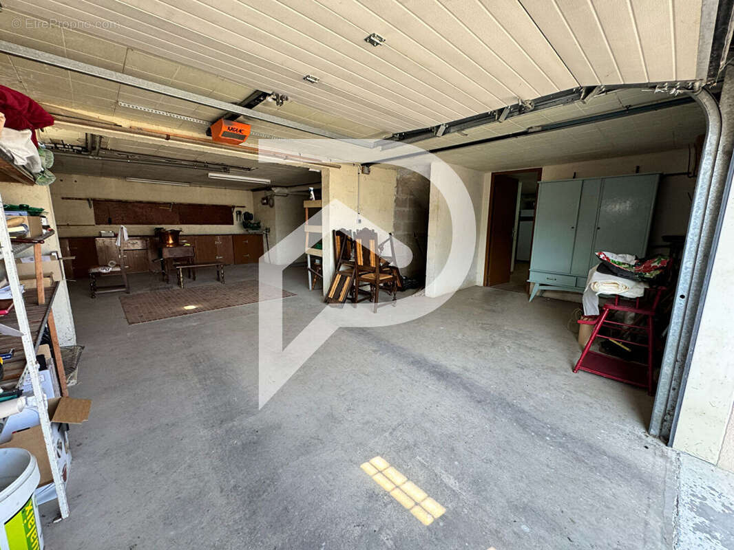 Maison à MEZIERES-SUR-SEINE