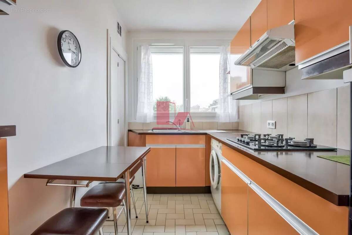 Appartement à ISSY-LES-MOULINEAUX