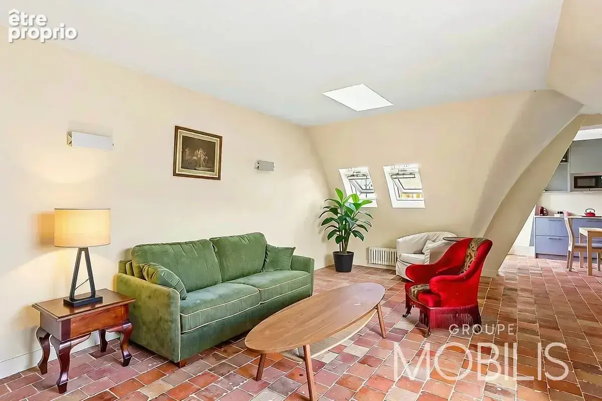 75002 montorgueil - appartement 76,74m2 au sol (65,01m2 carrez) dernier étage - ascenseur - 2 balcons - calme absolu - 1 chambre - photo 4