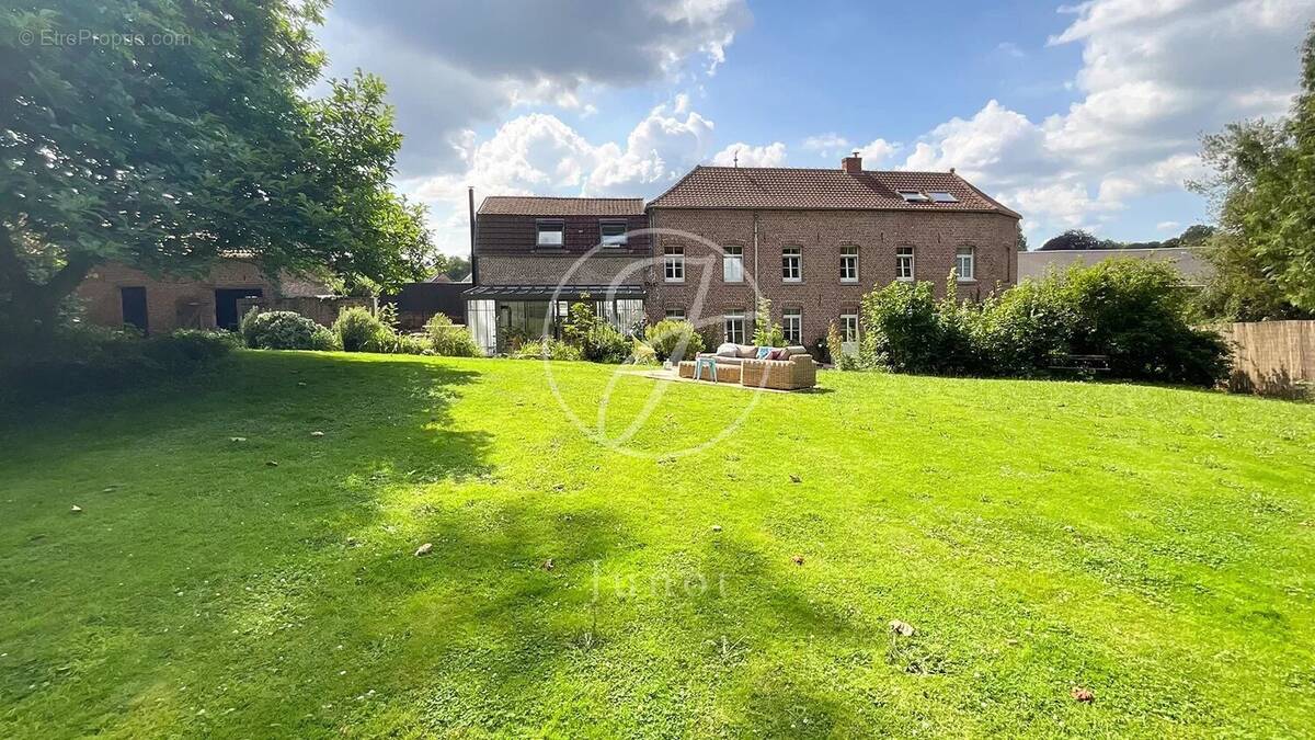 Maison à VALENCIENNES