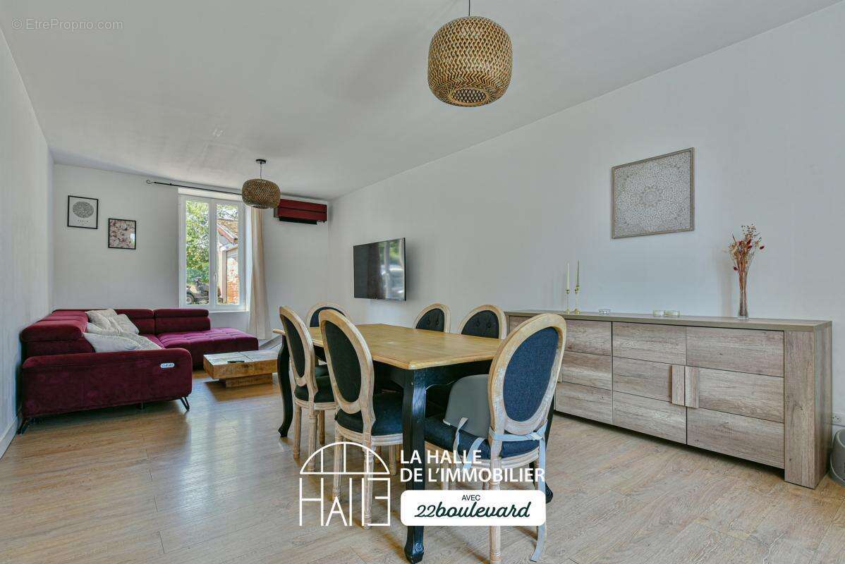 Maison 7 pièces 202 m² à vendre à Peyrilhac (87510) - photo 5