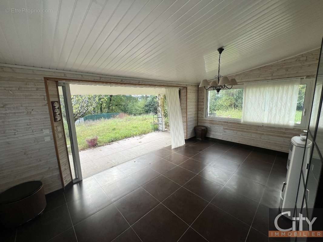 Maison à SAINT-PAUL-SUR-SAVE