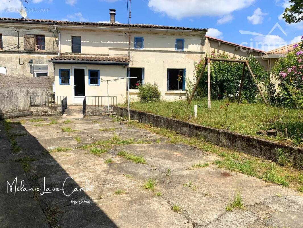 Maison à BEDENAC
