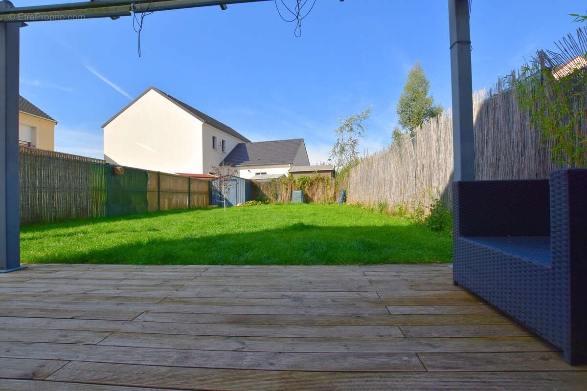 Maison à LES ESSARTS-LE-ROI