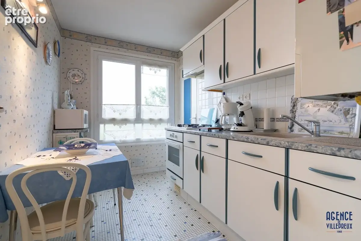 Appartement 3 pièces 63 m² à vendre à Villepreux (78450) - photo 2