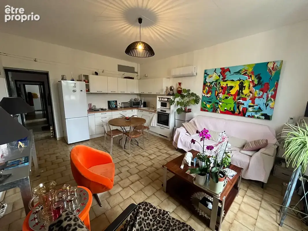 Appartement à MALAUCENE