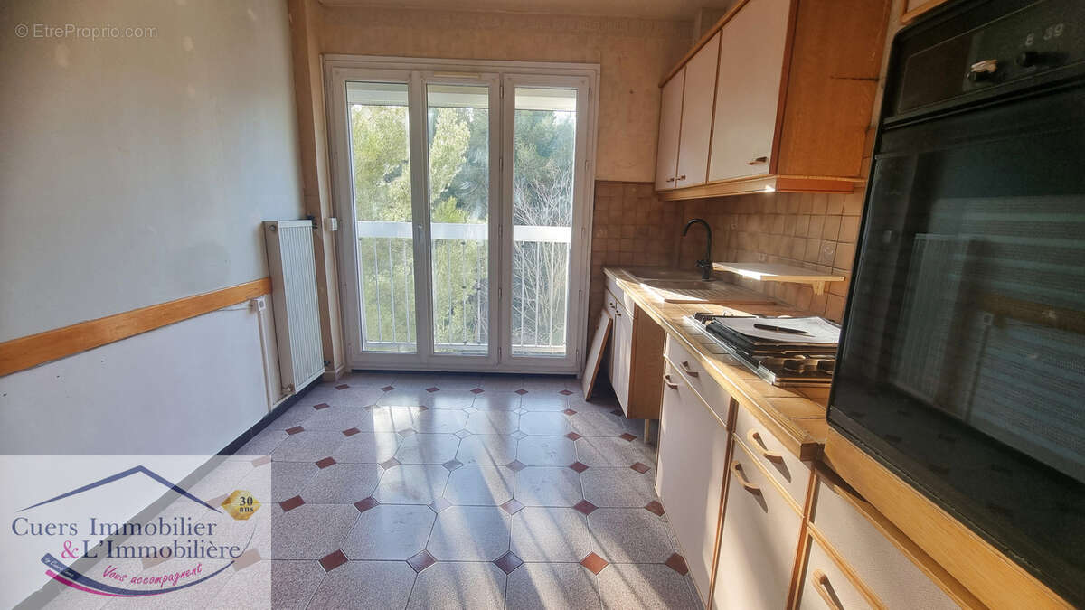 Appartement à LA VALETTE-DU-VAR