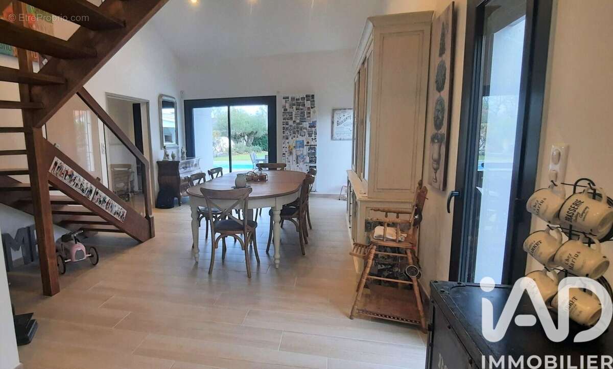 Photo 8 - Maison à SAINT-JEAN-D'ILLAC