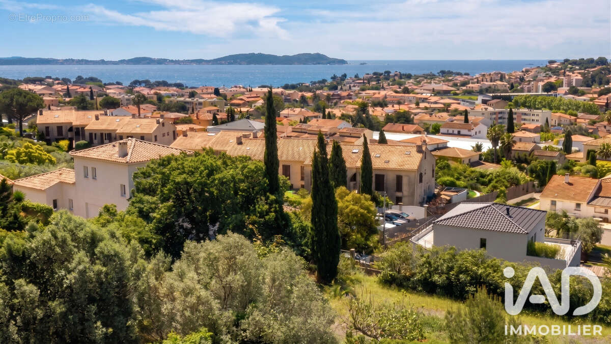 Photo 9 - Maison à CARQUEIRANNE