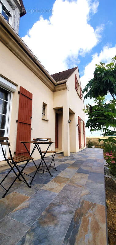Maison à SALINS