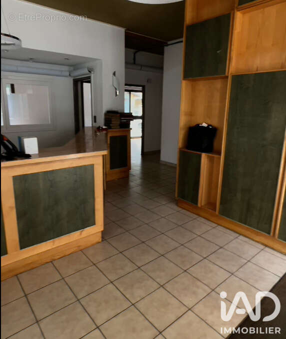 Commerce 142 m² à L'argentiere-La-Bessee  - photo 4