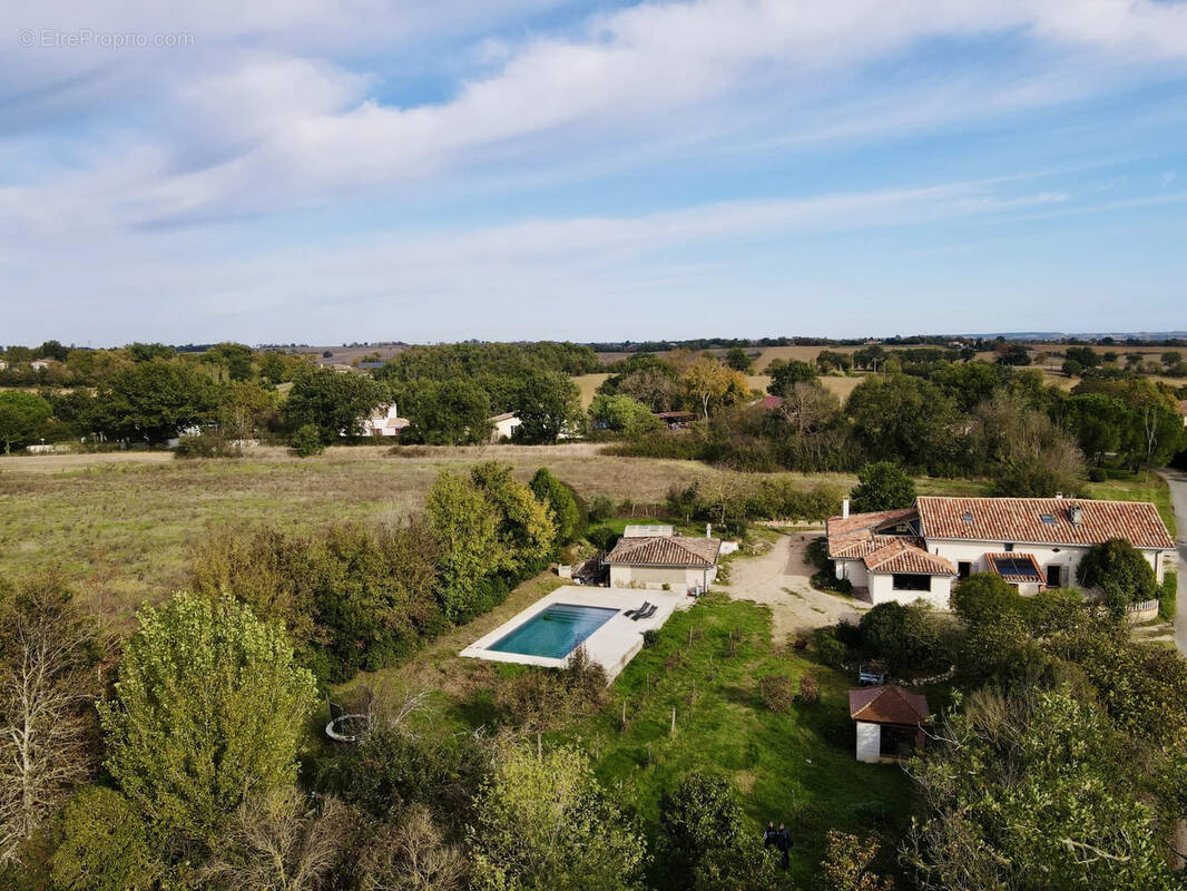 Maison à L&#039;ISLE-JOURDAIN