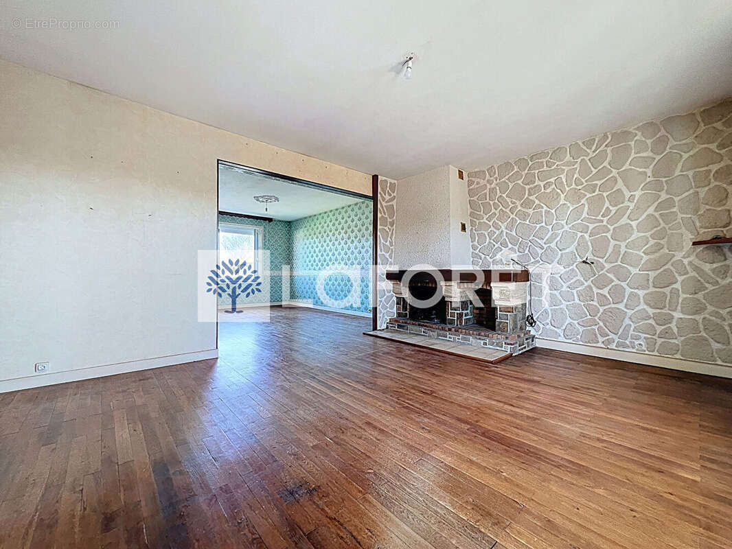 Maison à CHATILLON-SUR-THOUET