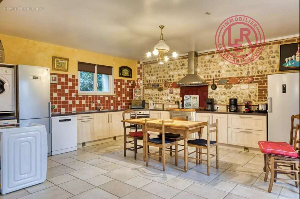 Maison à SAINT-LEONARD