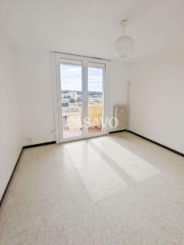 Appartement à LA VALETTE-DU-VAR