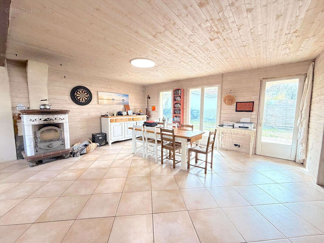 Maison T5 avec piscine et jardin à vendre à Gujan-Mestras - photo 11