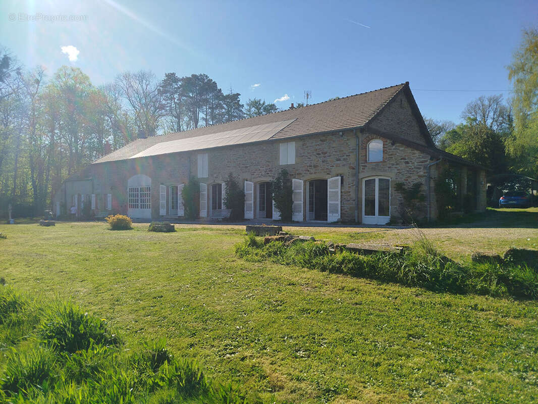 Maison à AUTUN