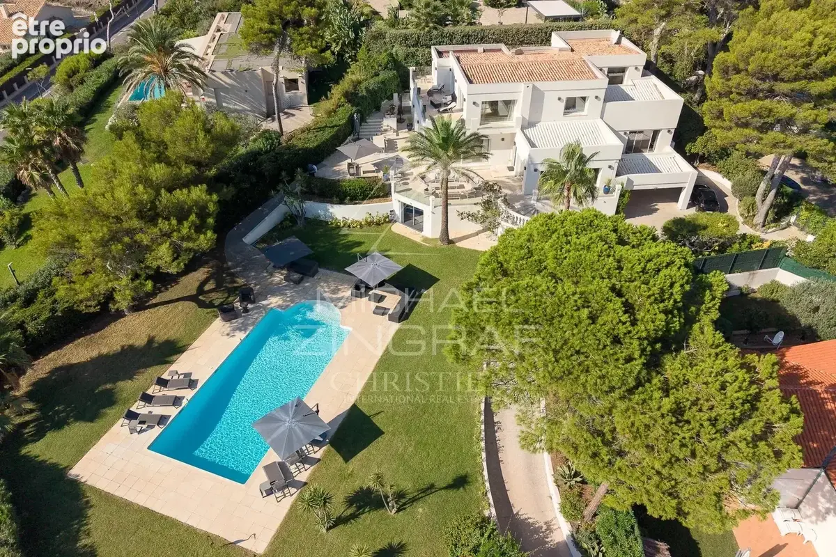 Cap d’Antibes – Villa d’exception avec vue panoramique mer et montagne - photo 32