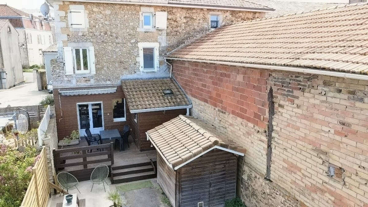 Maison à HAGETMAU