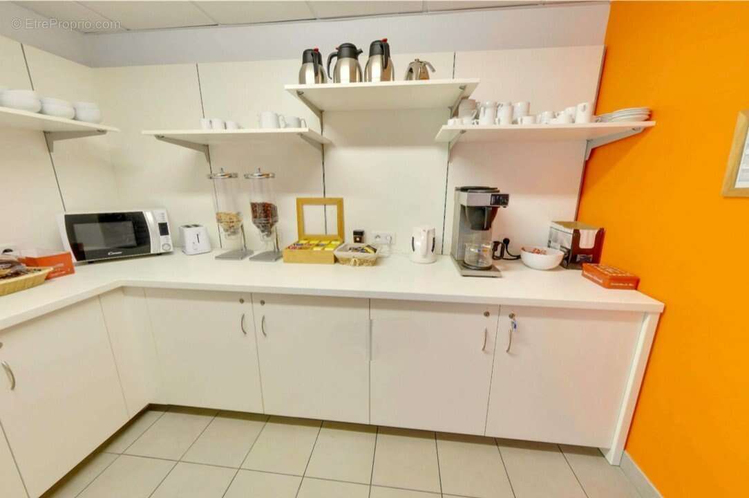 INVESTISSEMENT LOCATIF  NICE  Résidence étudiante Les Estudines  Nice Baie des Anges  6,04 % de rentabilité - photo 5