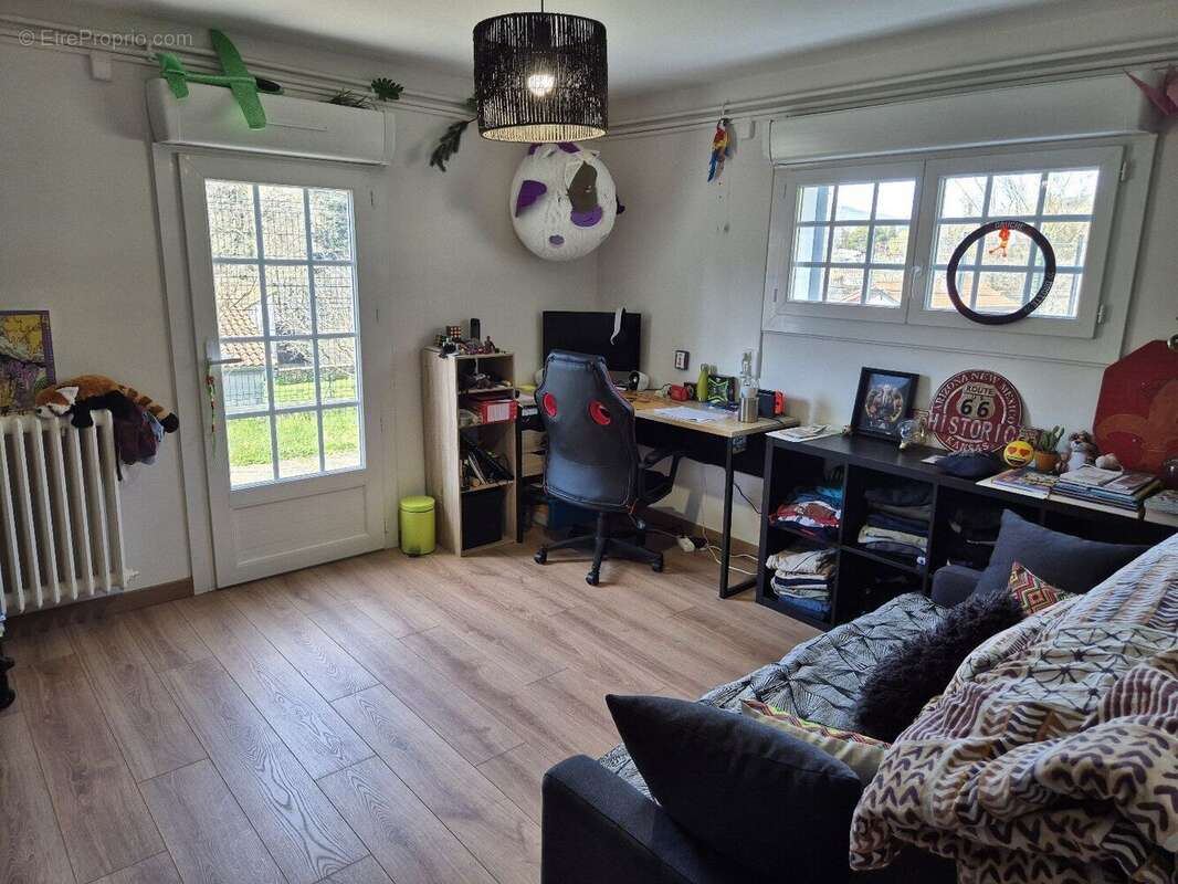 Maison avec grand jardin et garage - photo 14