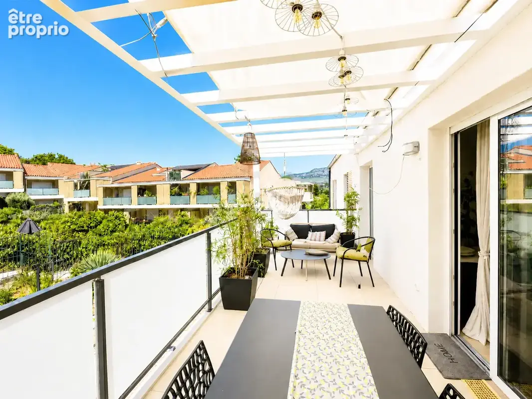 Cap brun t4 de 92 m2 avec terrasse, garage et parking - photo 3
