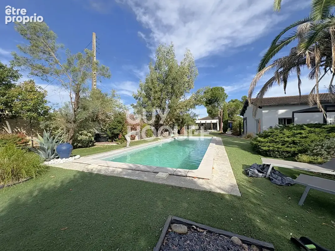 Élégante propriété familiale avec piscine - photo 4