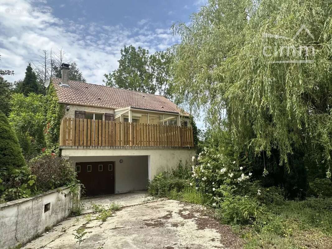 Maison à LIZY-SUR-OURCQ