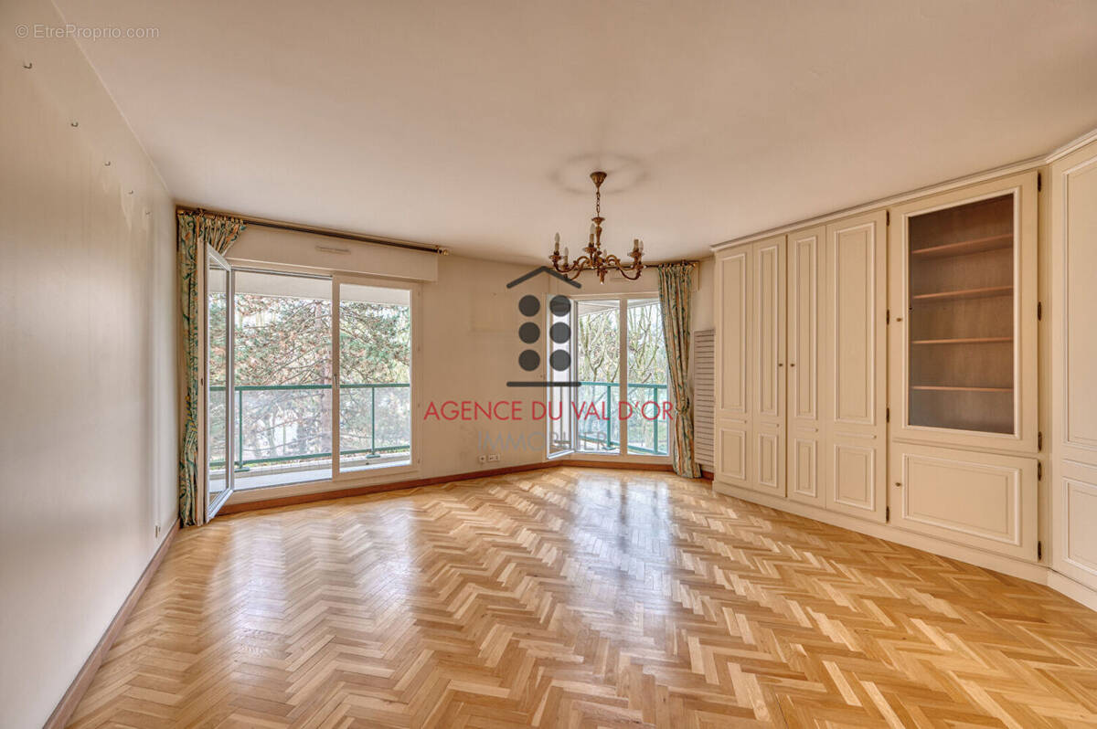 Appartement à SAINT-CLOUD